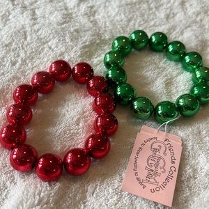 HoHoHo! Garold Miller stretch bracelet metallic red and green